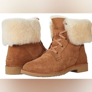 NIB UGG WEYLYN BOOTS